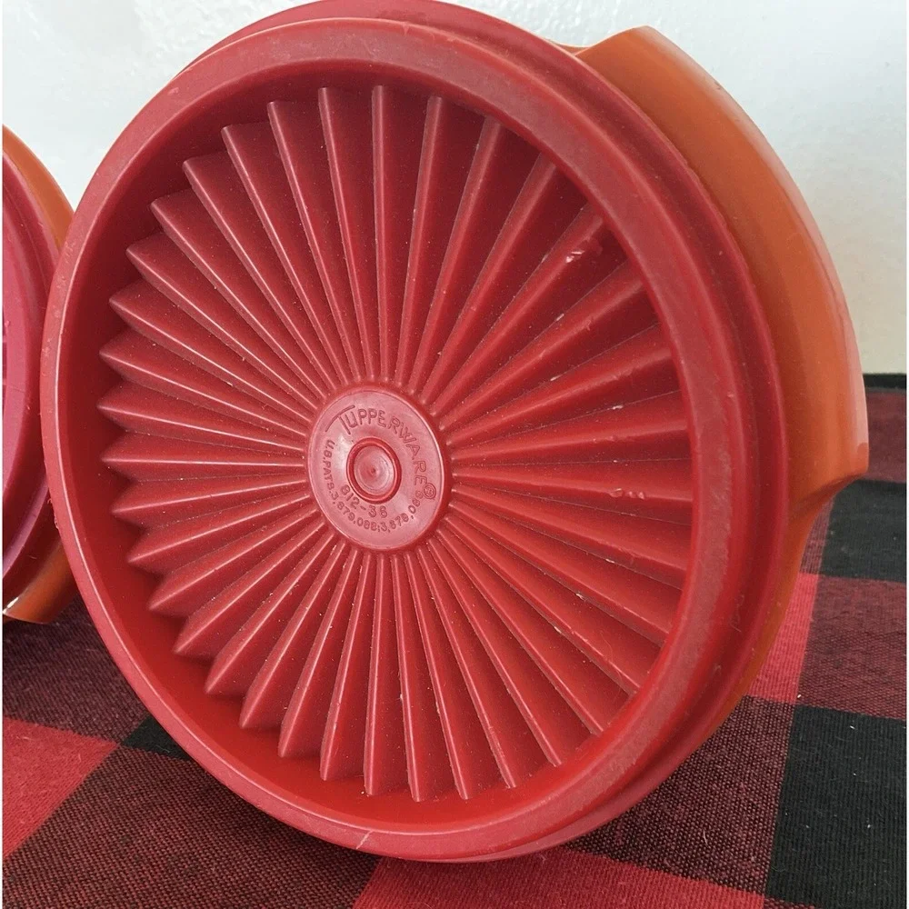 Vintage Tupperware Servalier Bowl Set of 1323-5 & 886-6 Red Lids 312-17 & 815-36